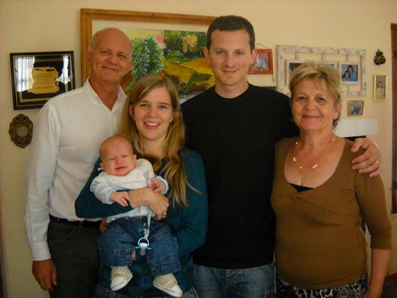 La familia de Beatriz Yolanda Tarquini y Angel Esteban Giordano (Foto abril 2010)