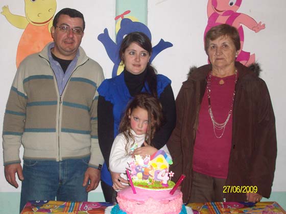 Cuatro generaciones de la Familia de Enrique Esteban Manassero (Ao 2009)